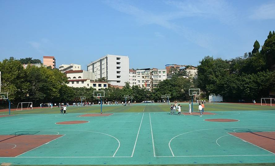 重慶墊江縣沙坪中學校怎么樣