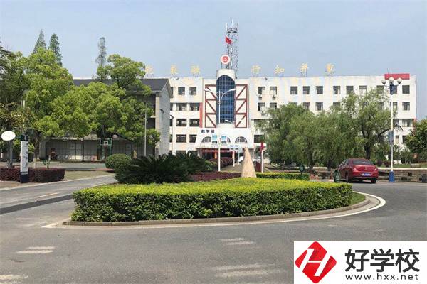 湘潭設(shè)有大專中職部的學(xué)校有哪些？有什么辦學(xué)特色？