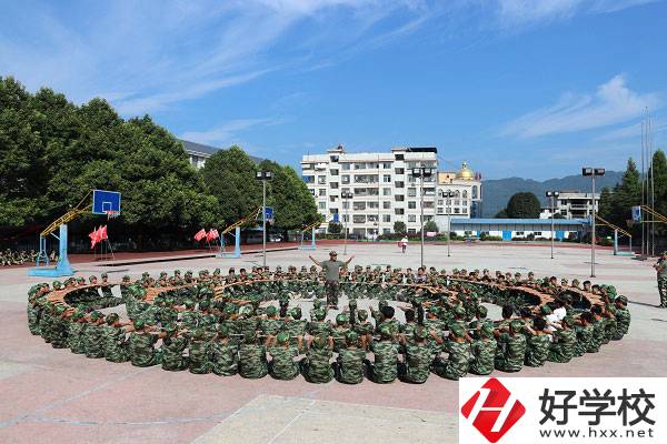 保靖縣中等職業(yè)技術學校軍訓