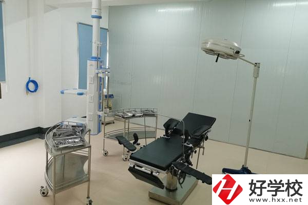 衡陽哪所職高有口腔修復(fù)工藝專業(yè)？推薦就業(yè)機會嗎？