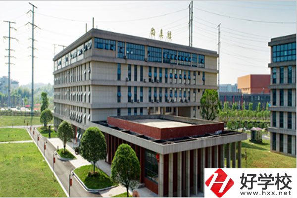 株洲市工業(yè)中等專業(yè)學(xué)校是公辦學(xué)校嗎？就業(yè)情況如何？