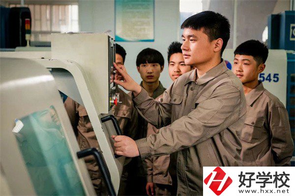 懷化重點(diǎn)職高有哪些？職高有什么優(yōu)點(diǎn)？