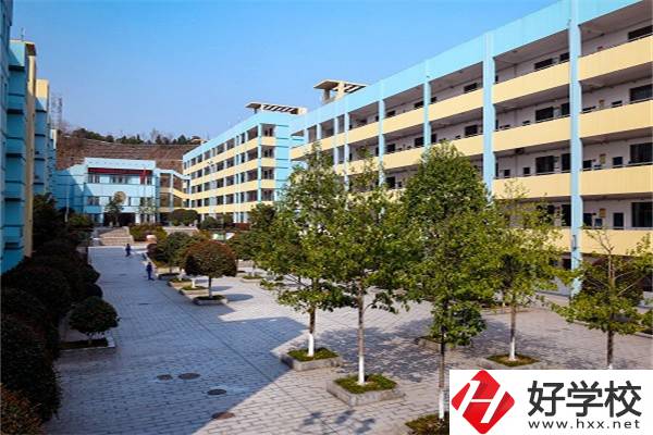 成績比較好在長沙推薦去哪些中職？學(xué)什么專業(yè)？