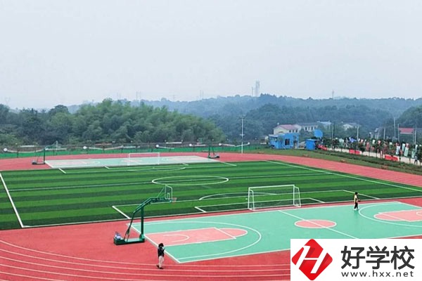 湖南華中工業(yè)技工學(xué)校好不好？