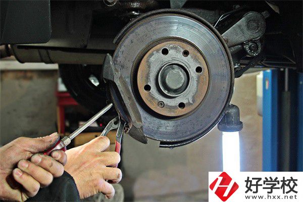 湖南中職該怎么選專業(yè)？有什么專業(yè)推薦？